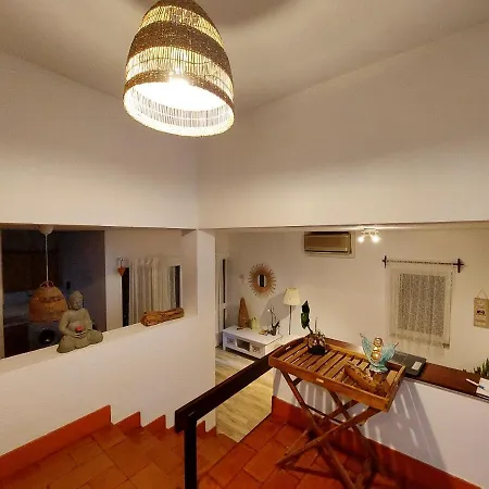 Charming House In Quarteira With Garden View And Terrace בית נופש *