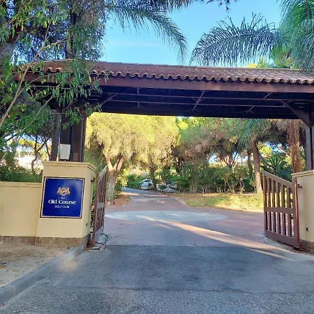 Charming House In Quarteira With Garden View And Terrace בית נופש Benfarras