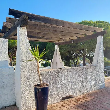 Charming House In Quarteira With Garden View And Terrace בית נופש *